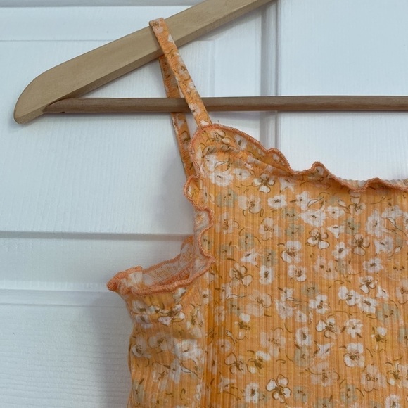 NWT Love, Fire cropped cardigan and tank set in orange sherbet with ditsy print. - Picture 4 of 17